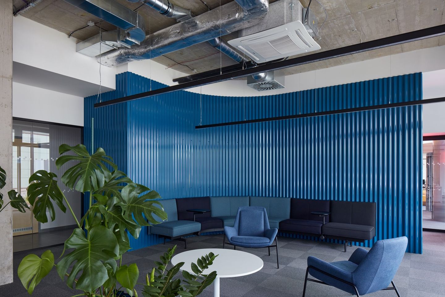 洋書 Innovative Office Design
